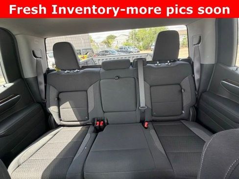 Used 2024 GMC Sierra 1500 Elevation image 9