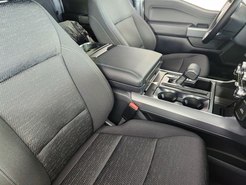 New 2025 Ford F150 XLT w/ Equipment Group 302A MID image 9