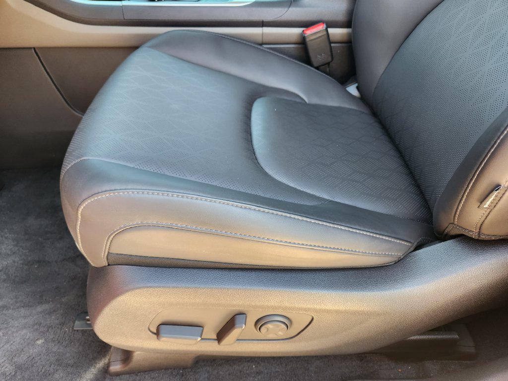 New 2026 Kia Carnival FWD image 22