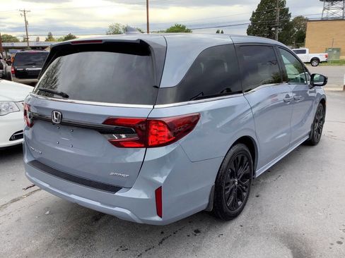 Used 2025 Honda Odyssey Sport-L image 12