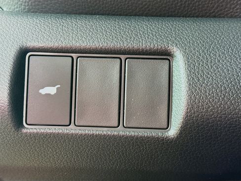 New 2026 Honda Pilot Sport image 9