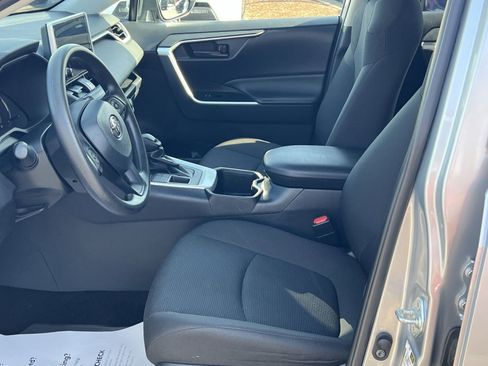 Used 2024 Toyota RAV4 LE image 13