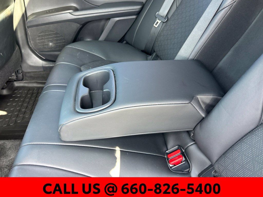 Used 2021 Toyota Camry XSE FWD image 10