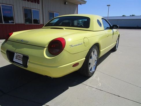 Used 2002 Ford Thunderbird RWD image 9