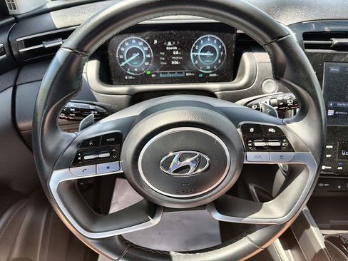 Certified 2022 Hyundai Tucson SEL w/ Cargo Package AWD/4WD image 19