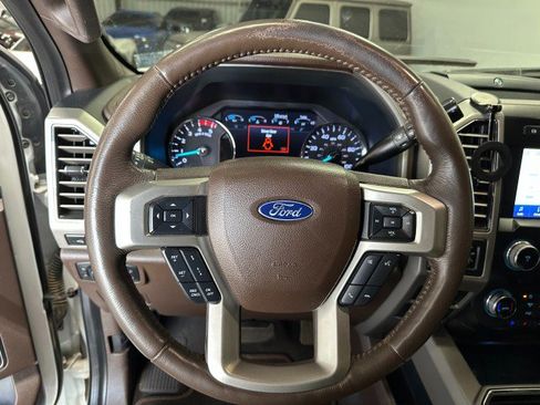 Used 2020 Ford F250 King Ranch w/ King Ranch Ultimate Package AWD/4WD image 25