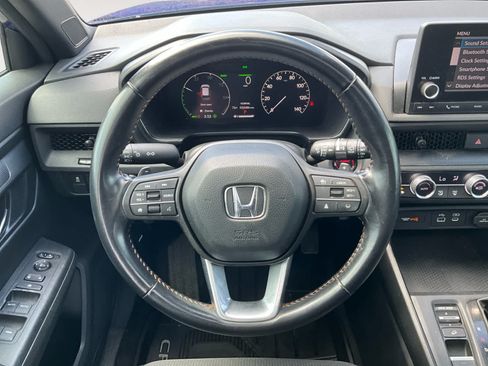 Used 2025 Honda CR-V Sport image 12