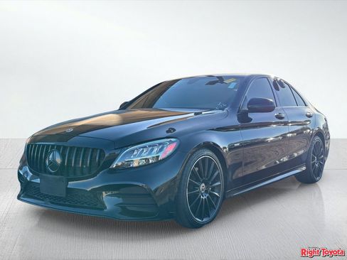 Used 2021 Mercedes-Benz C 300 Sedan image 2