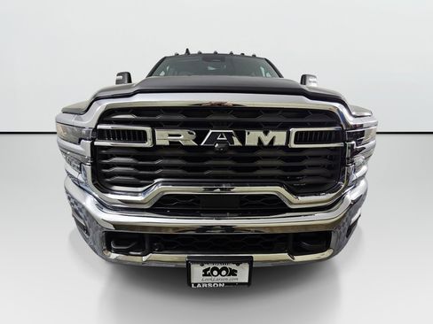 New 2026 RAM 3500 Tradesman AWD/4WD image 10