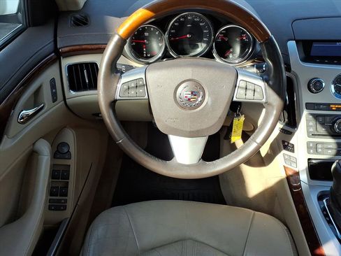 Used 2011 Cadillac CTS Luxury image 5