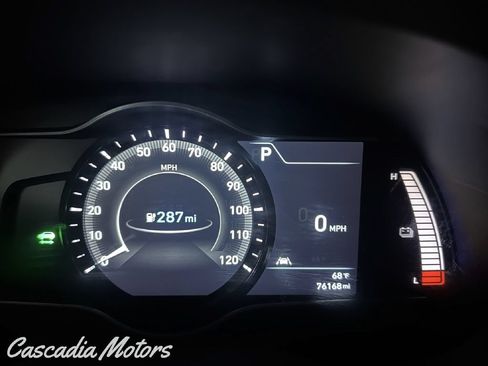 Used 2020 Hyundai Kona Limited w/ Cargo Package FWD image 16