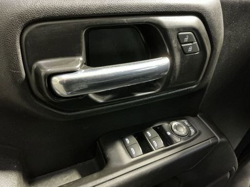 Used 2022 Chevrolet Silverado 1500 Custom image 23