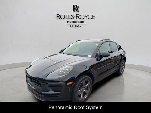 Used 2024 Porsche Macan Turbo AWD/4WD image 7