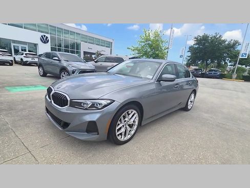Used 2025 BMW 330i Sedan w/ Convenience Package RWD image 51
