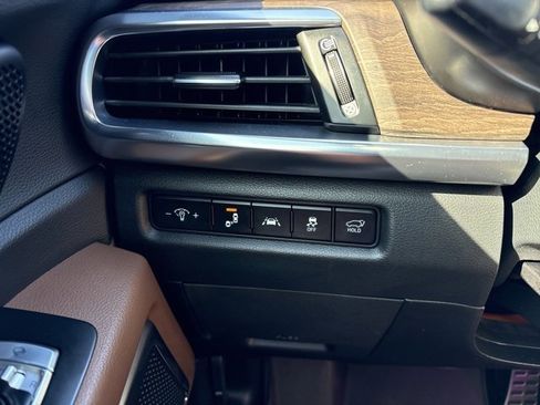 Used 2021 Kia Telluride SX w/ SX Prestige Package image 7