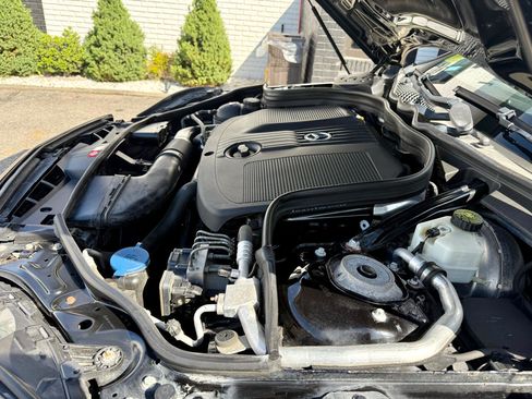 Used 2014 Mercedes-Benz E 250 BlueTEC Sedan image 30