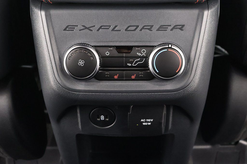 New 2026 Ford Explorer ST-Line w/ ST-Line Street Pack AWD/4WD image 16