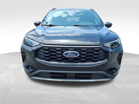 Used 2025 Ford Escape ST-Line FWD image 14