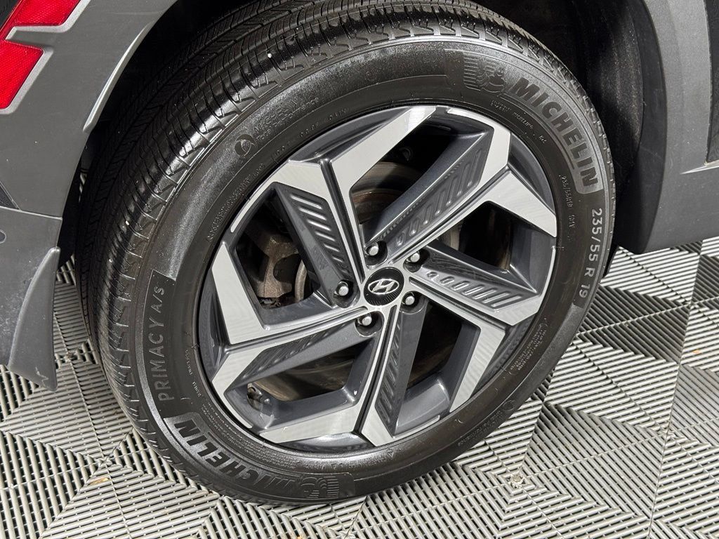 Used 2024 Hyundai Tucson Limited AWD/4WD image 6