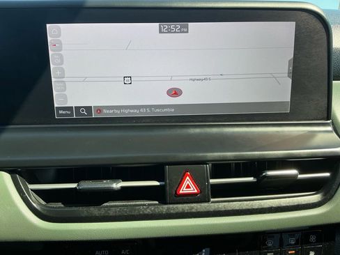 Used 2024 Kia Seltos SX w/ SX Sunroof Package image 26