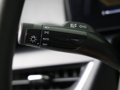 New 2025 Kia K4 LXS image 21