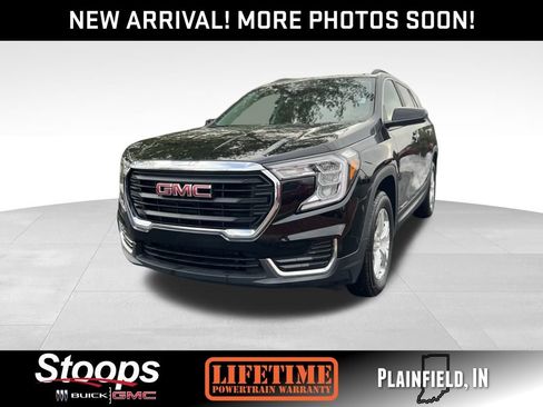 Used 2023 GMC Terrain SLE w/ Driver Convenience Package image 1