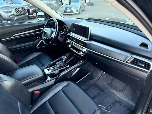 Used 2022 Kia Telluride S image 23