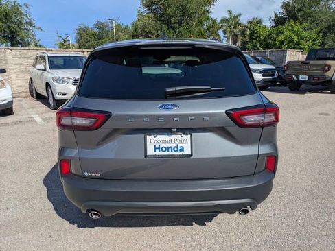 Used 2025 Ford Escape ST-Line FWD image 5