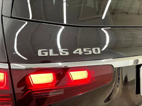 Certified 2025 Mercedes-Benz GLS 450 4MATIC image 30