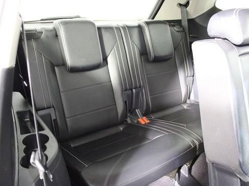 Used 2022 Volkswagen Atlas SE image 30