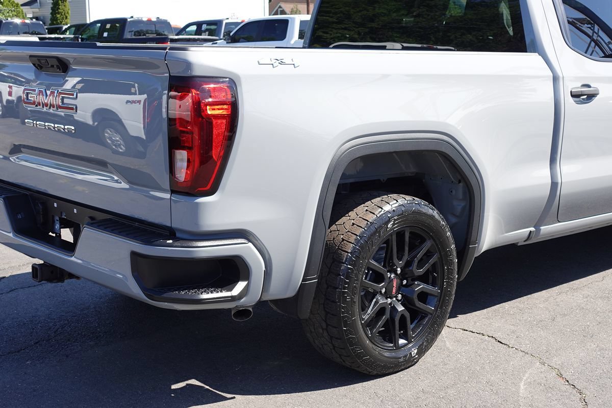Used 2024 GMC Sierra 1500 Pro w/ Graphite Edition AWD/4WD image 10