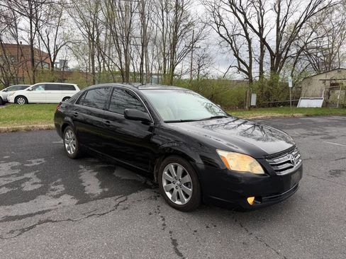 Used 2006 Toyota Avalon XLS image 4