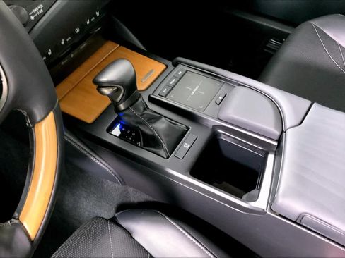 Used 2019 Lexus ES 350 w/ Accessory Package 2 FWD image 17