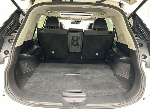 Used 2017 Nissan Rogue SL w/ SL Premium Package AWD/4WD image 23