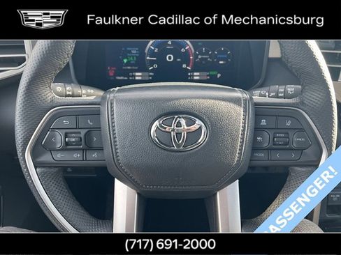 Used 2025 Toyota Sequoia Limited image 27