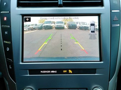 Used 2019 Lincoln MKZ Premiere FWD image 9