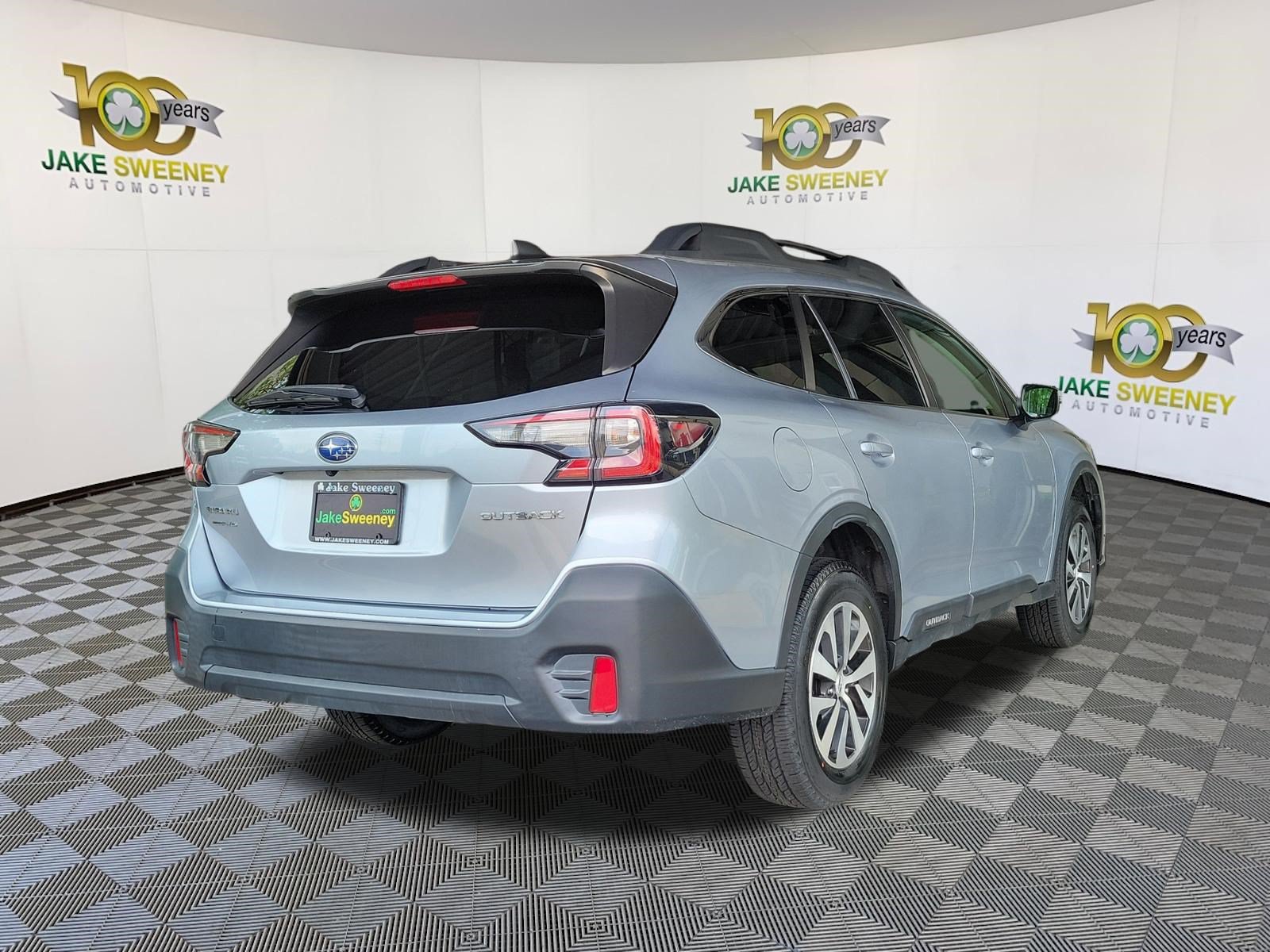 Used 2022 Subaru Outback Premium AWD/4WD image 5