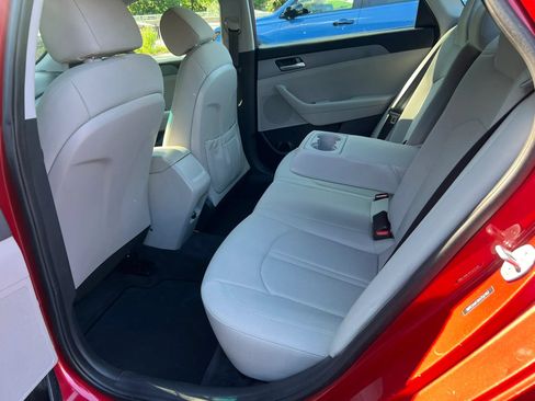 Used 2019 Hyundai Sonata SE FWD image 27