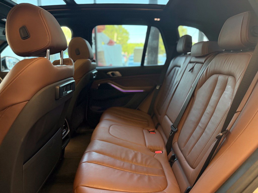 Used 2019 BMW X5 xDrive40i w/ Convenience Package AWD/4WD image 13
