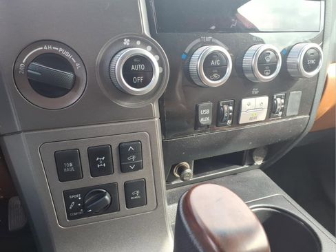 Used 2016 Toyota Sequoia Platinum image 11