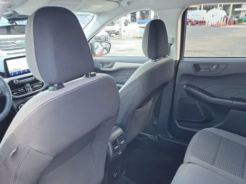 Used 2022 Ford Escape SE w/ SE Sport Appearance Package FWD image 11