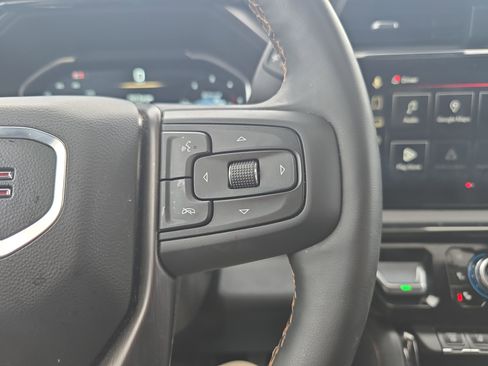 Used 2025 GMC Sierra 2500 AT4 w/ AT4 Premium Plus Package image 23