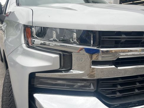 Used 2019 Chevrolet Silverado 1500 LT w/ All-Star Edition AWD/4WD image 9