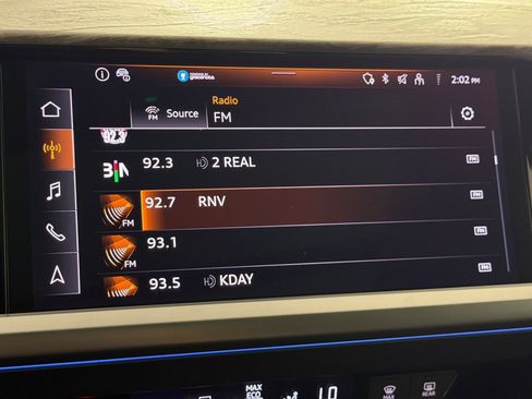 Used 2024 Audi Q4 e-tron Prestige w/ Black Optic Package image 17