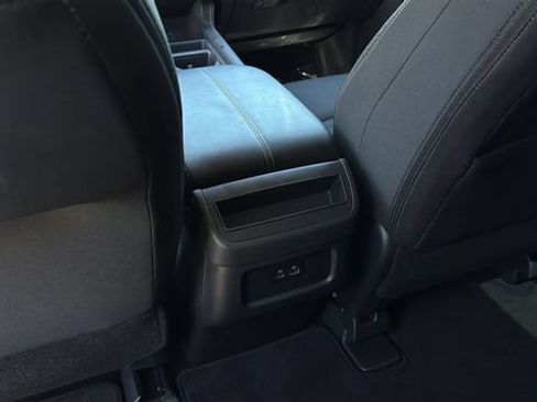 Used 2025 Nissan Pathfinder S FWD image 20
