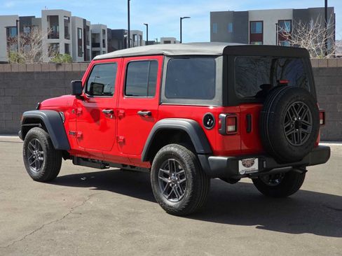 Used 2026 Jeep Wrangler Unlimited Sport AWD/4WD image 6