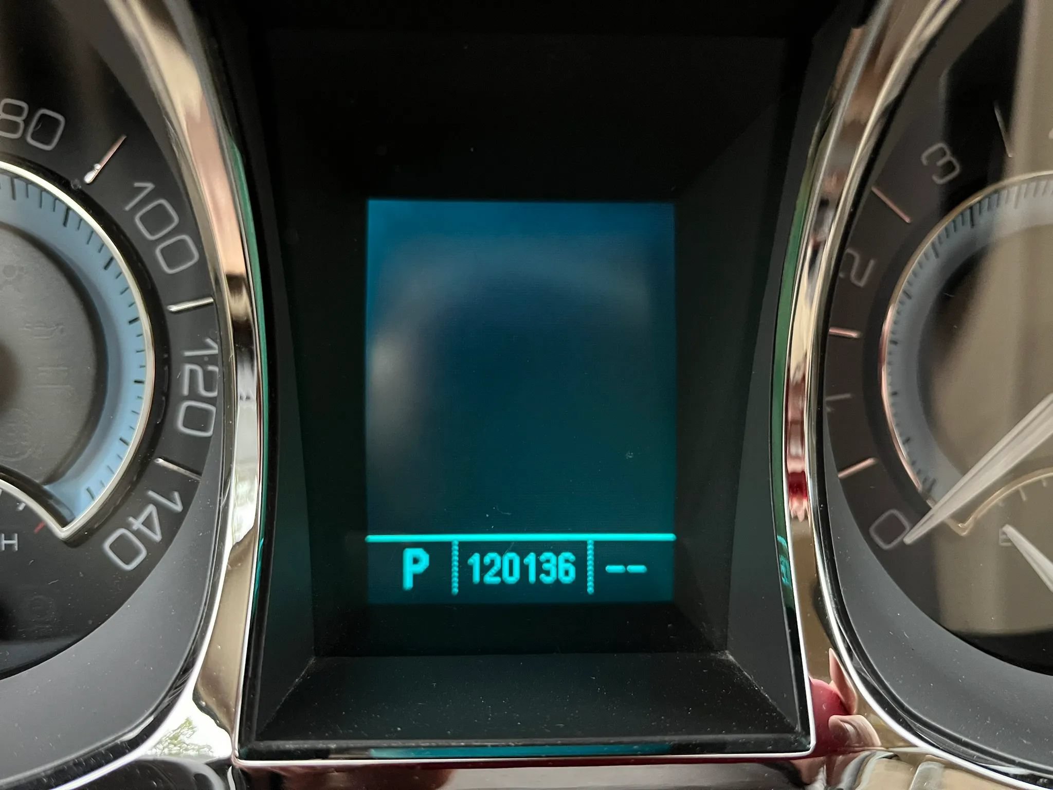 Used 2010 Buick LaCrosse CX FWD image 6