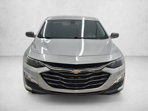 Used 2021 Chevrolet Malibu LS FWD image 2