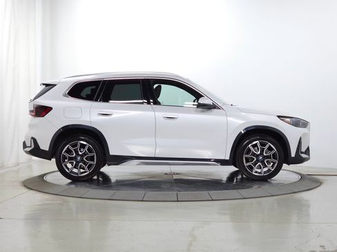 Used 2025 BMW X1 xDrive28i w/ Convenience Package AWD/4WD image 12