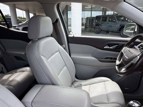 Used 2019 GMC Acadia SLT FWD image 10